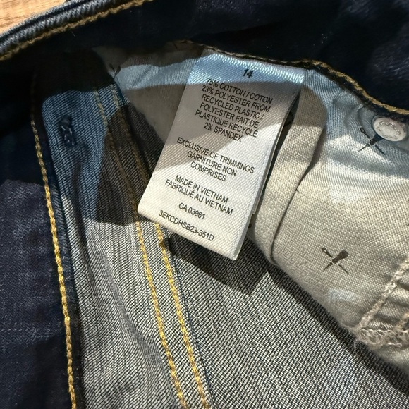 Denver Hayes Indigo Jean Shorts - Picture 5 of 7